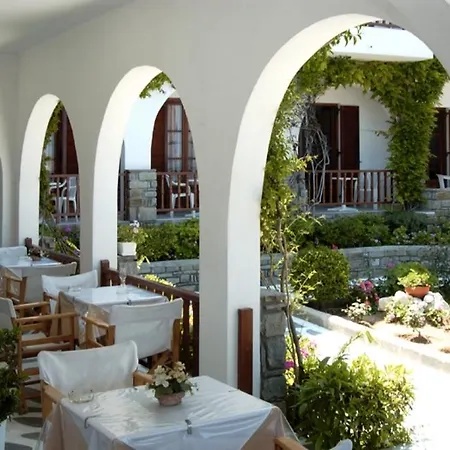 فندق Asterias