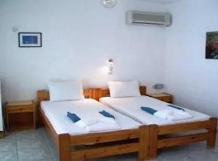 Asterias فندق باروس