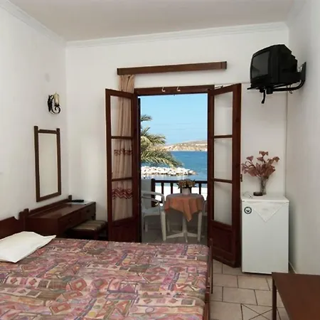 Asterias فندق باروس